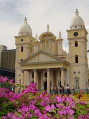 Bas&iacute;lica de La Chinita, Our Lady of Rosario of Chiquinquir&aacute; Basilica, Maracaibo