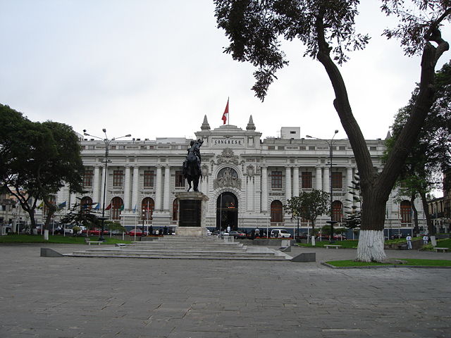 Image:Congreso del Per&uacute;.JPG