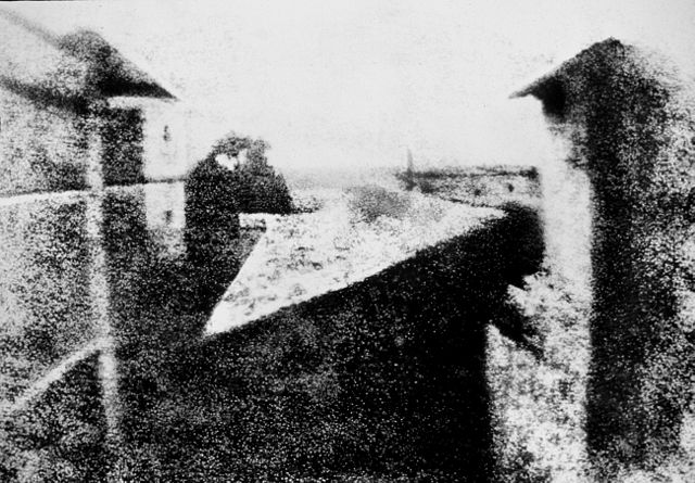 Image:View from the Window at Le Gras, Joseph Nic&eacute;phore Ni&eacute;pce.jpg