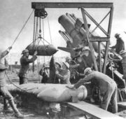 Loading a 15-inch howitzer