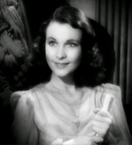 Image:Vivien Leigh in Waterloo Bridge trailer b.jpg