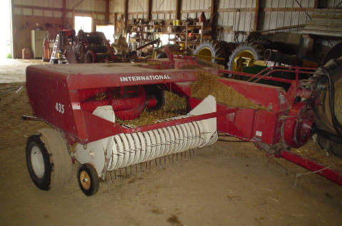 Image:IHSquareBalerJuly2004.jpg