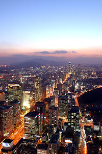 A view of Teheranro, looking west.