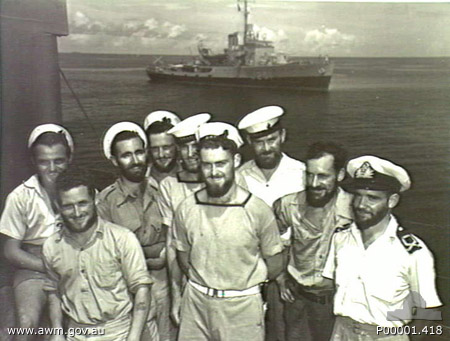 Image:RAN Sailors (AWM P00001-418).jpg