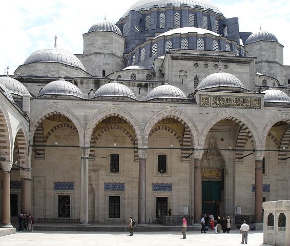 Image:Istanbul - S&uuml;leymaniye camii - Foto G. Dall'Orto 26-5-2006 - 15.jpg