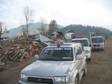 Image:Kashmir2005 aid.jpg