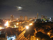 Asunci&oacute;n at night