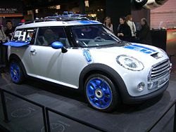 MINI Traveller concept car at the 2006 Detroit Auto Show