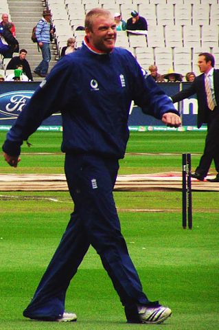 Image:Flintoff in jest.jpg