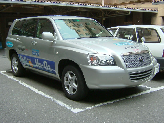 Image:TOYOTA FCHV 01.jpg