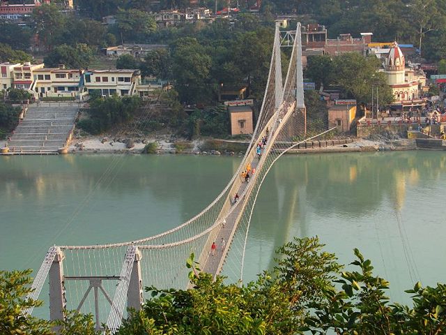 Image:Ramjhula - bridge over the Ganga.jpg