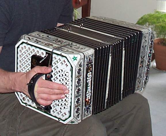 Image:Chemnitzer Concertina Star Old-Timer 2000.jpg