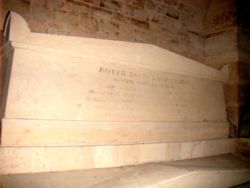 Lagrange's tomb in the crypt of the Panth&eacute;on.