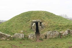 Bryn Celli Ddu, a late Neolithic chambered tomb on Anglesey