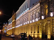 Street of the old town (Centro Hist&oacute;rico) at night (Garc&iacute;a Moreno street).